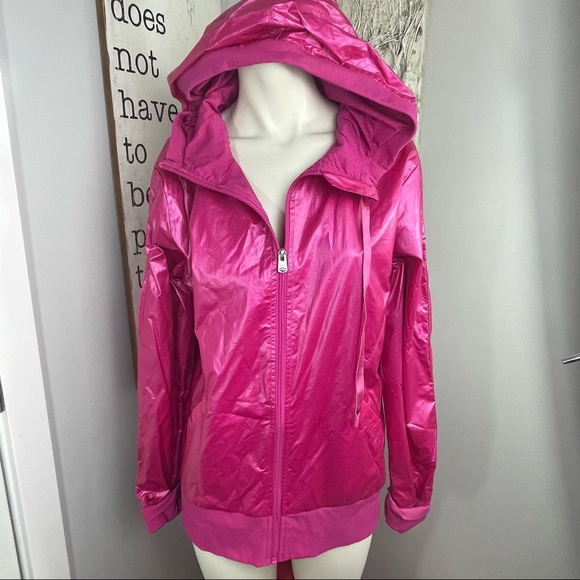 Lorna Jane Active Luminosity LJ Excel raspberry pearlescent Jacket medium - Picture 6 of 12